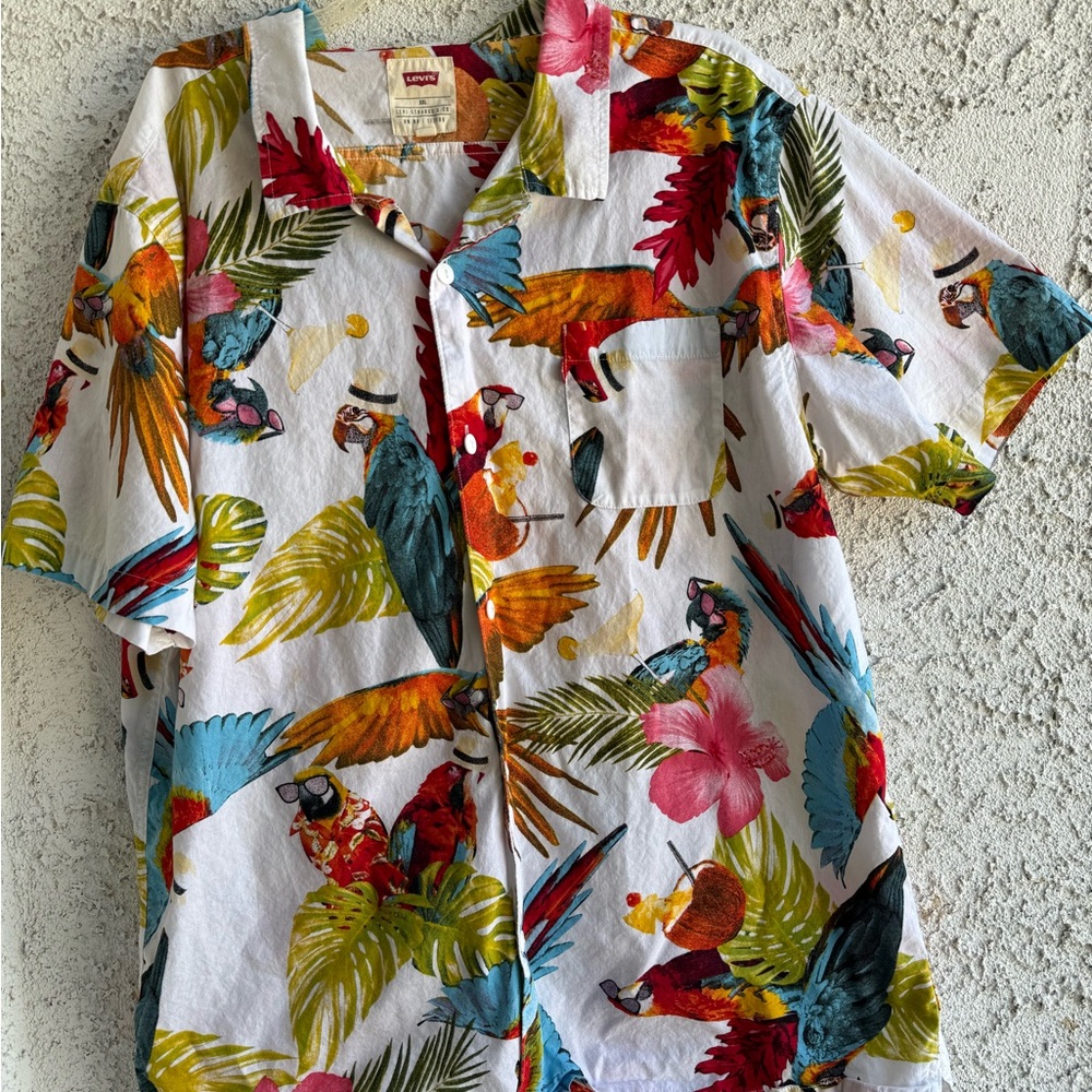 Levi's Colorful Parrot Print Men's Shirt